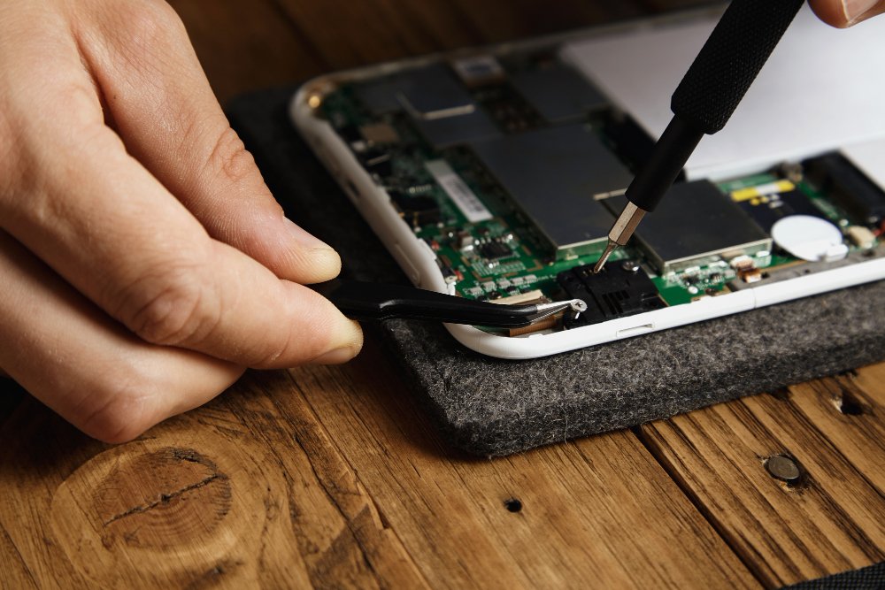 Phone Repair Course in Toronto 1 Phone Repair Course in Toronto